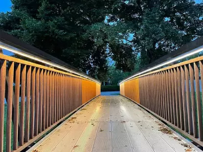 Модель Пешеходный мост 1 из Пешеходные мосты Модель Пешеходный мост 1