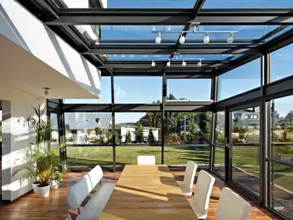 Модель Остекление террас из Навесы и перголы Модель Остекление террас