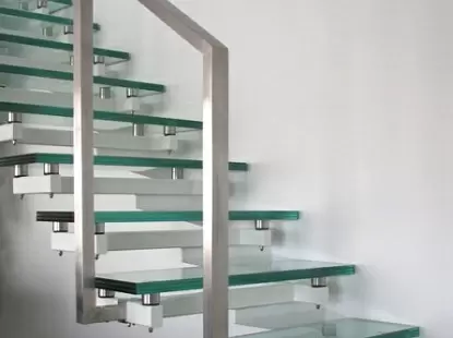Модель GLASS+ из Лестницы и балюстрады Модель GLASS+