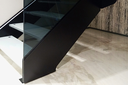 GLASS+_1