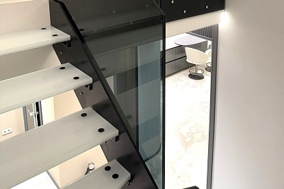 GLASS+_3